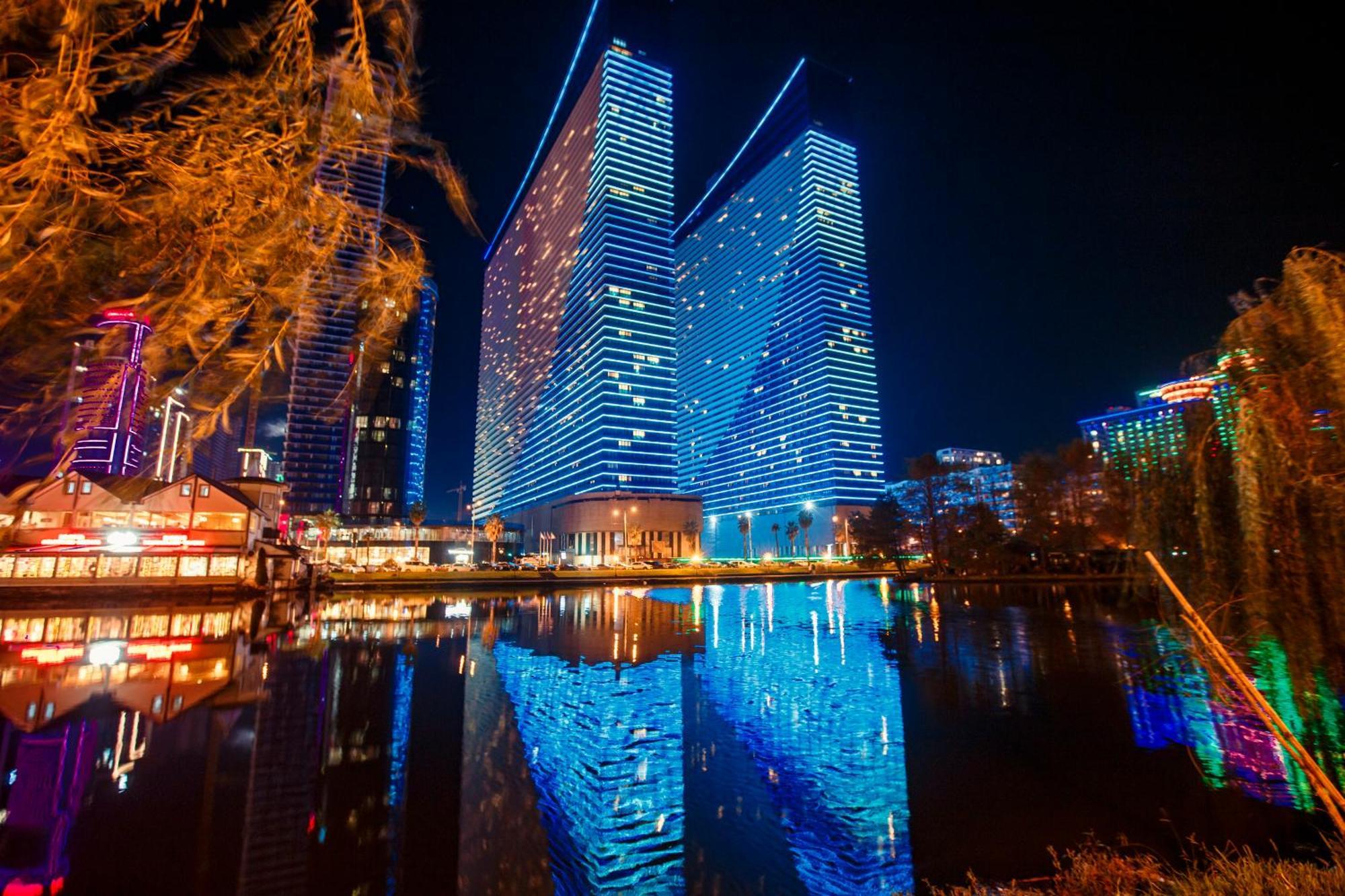 Panorama Batumi Beach Resort Exterior photo