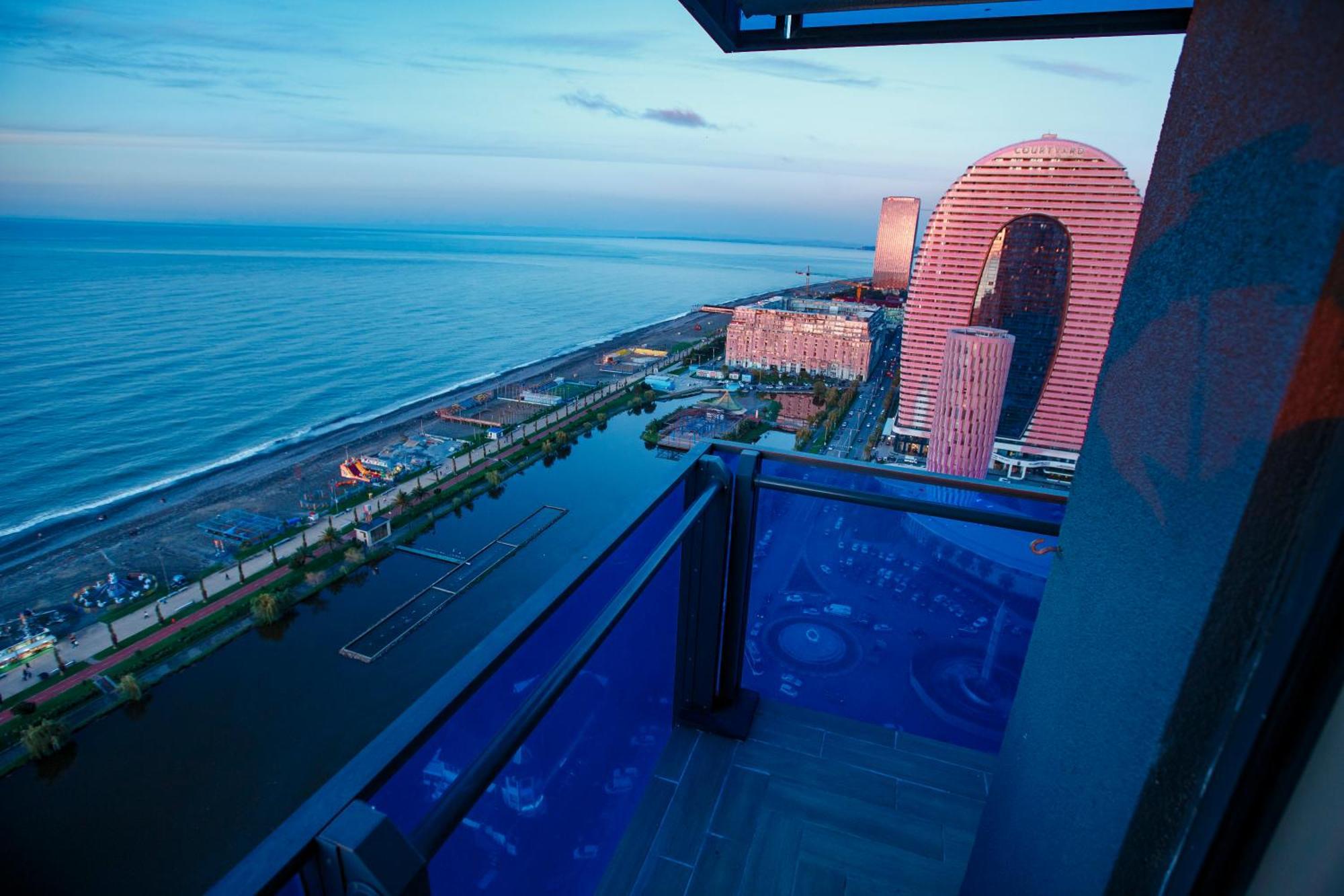 Panorama Batumi Beach Resort Exterior photo