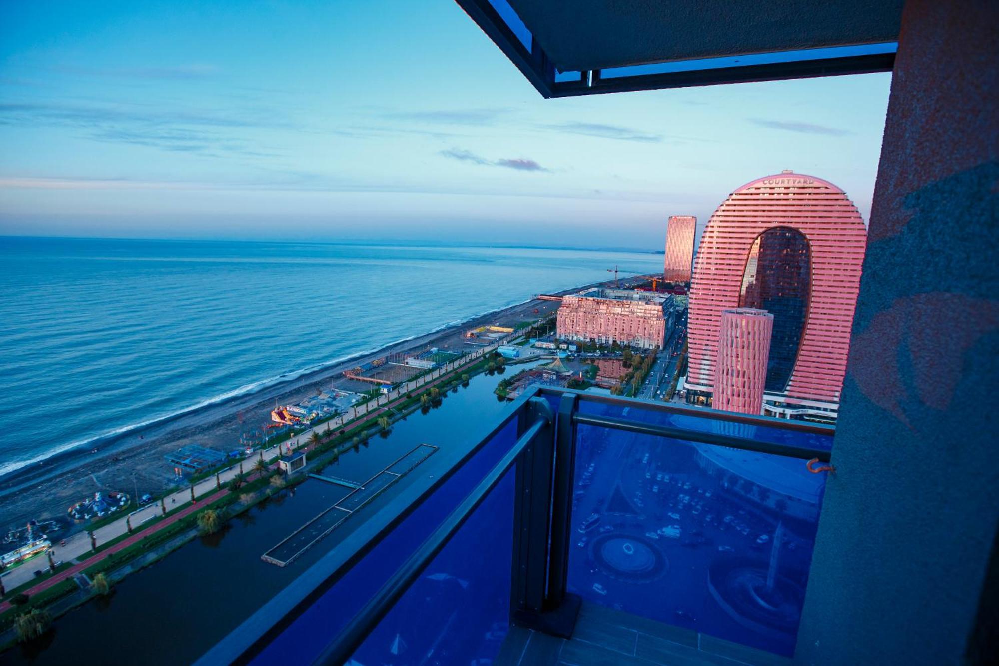 Panorama Batumi Beach Resort Exterior photo